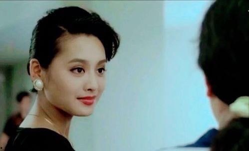 冷白皮女明星网红,网红女明星的时尚魅力解析”