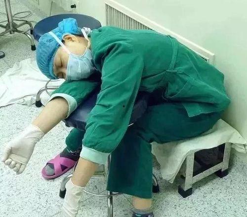 近期热门护士吃瓜事件,揭秘医疗圈最新热点事件