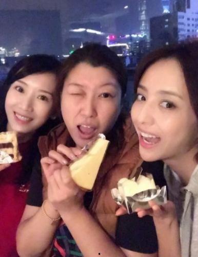 最爱父母的明星网红,揭秘最爱父母的明星网红育儿经