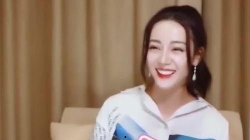 吃瓜爆料迪丽热巴,瓜田里的甜蜜瓜果，揭秘明星背后的故事
