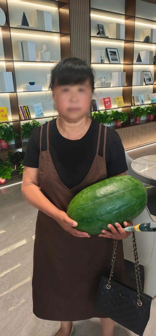 今日有什么大瓜,明星恋情曝光，幕后黑幕惊爆眼球