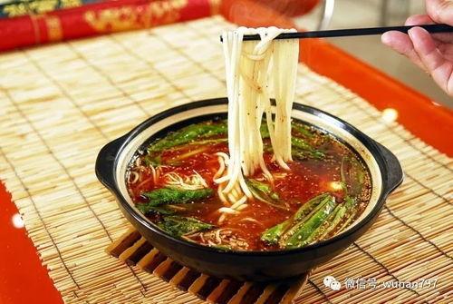 明星网红吃云南米线,米线飘香，味蕾之旅启程