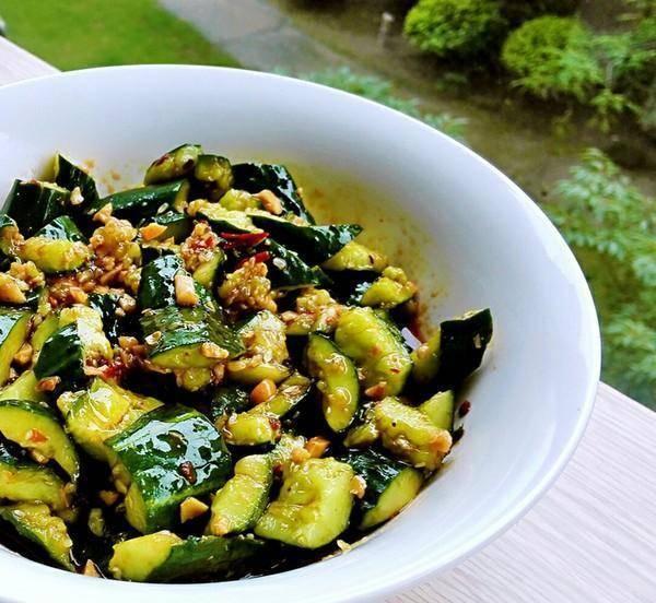 热门大瓜老虎菜视频,热门大瓜背后的真相与争议