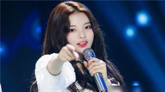 明星网红唱歌差距小潘潘,揭秘明星网红唱歌差距之谜