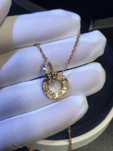 戴卡地亚的明星网红,明星网红闪耀时尚圈