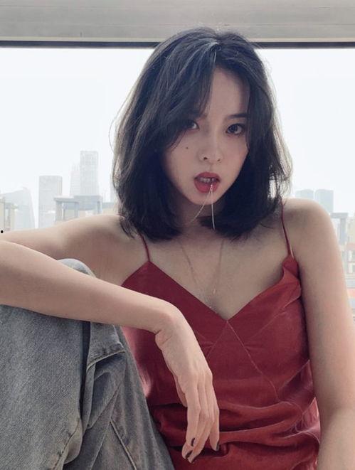 百万明星网红是谁,揭秘当红明星网红背后的故事